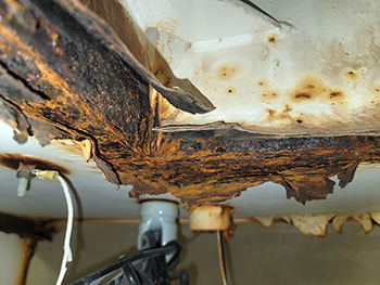 Close up of rusted support beam of Bass Lake water storage tank